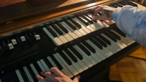 Jazz jamming on the organ in studio